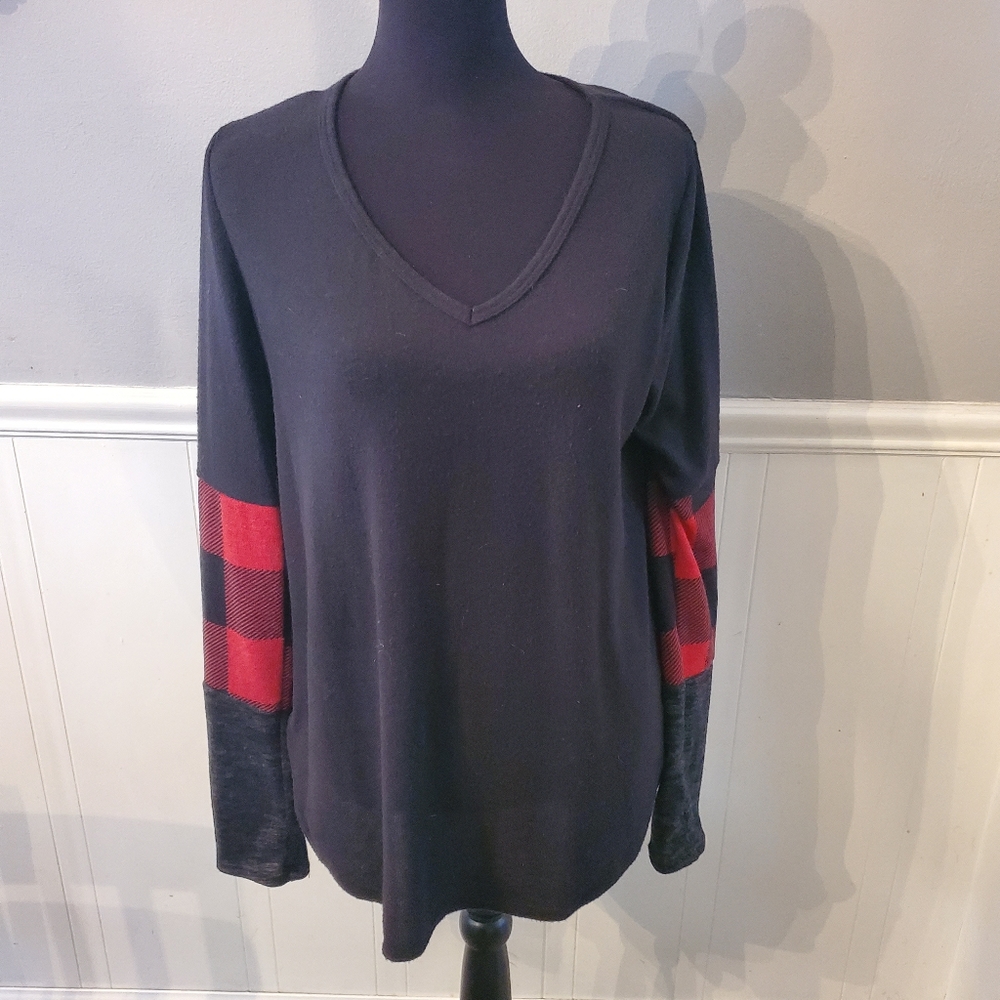 Long Sleeve Black, Buffalo Plaid and Gray Top - Size L